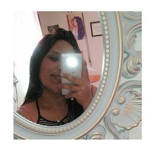 Meet your Posher, Isabel